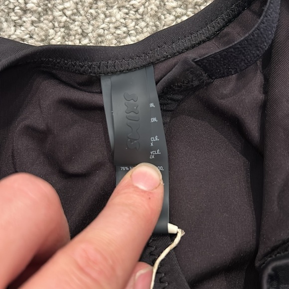 SKIMS Women's Signature Swim Scoop Neck One Piece Size 2X In Onyx - Picture 9 of 13